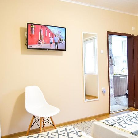 Стаи За Гости Люляк 21 Pavel Banya Exterior foto